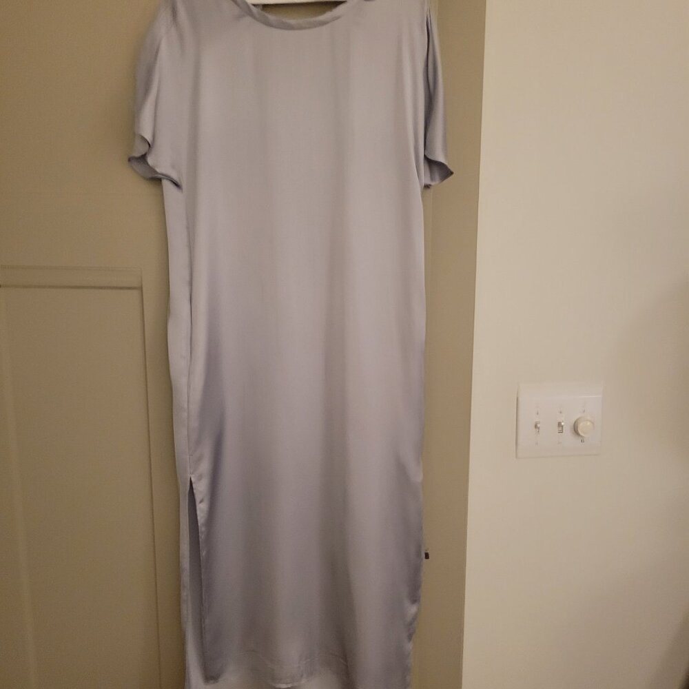 Dress - Picture 7 of 7